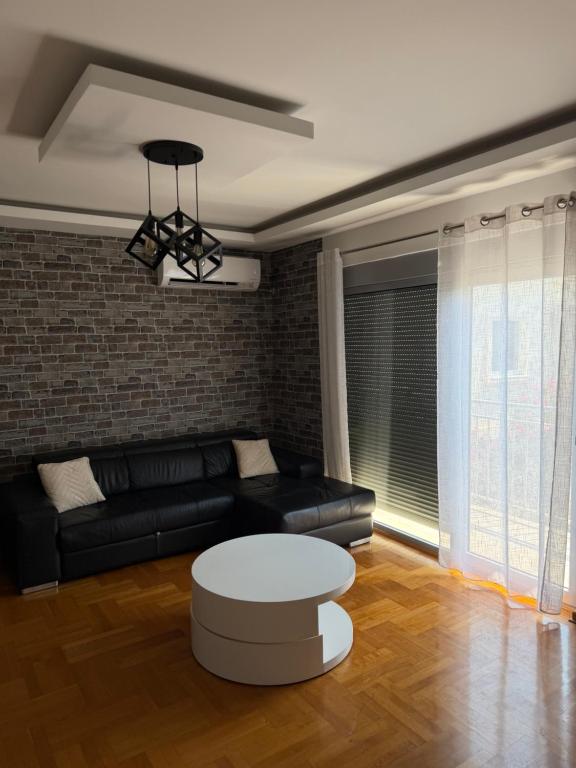 Podgorica Deluxe Apartment - 3