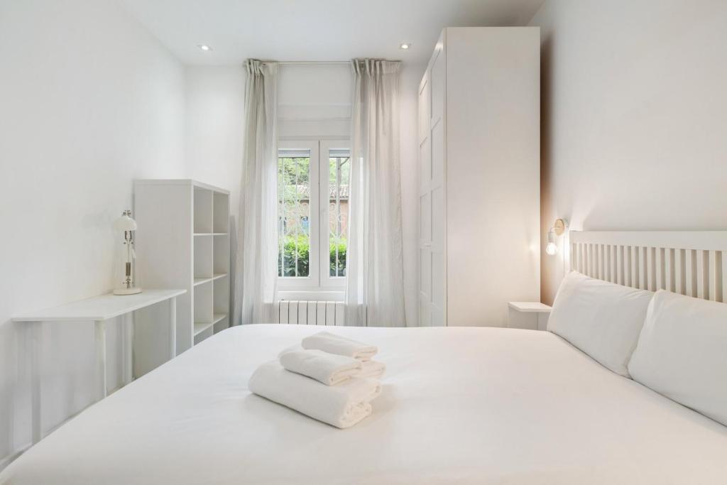 Modern two-bedroom flat in CTBA - A-Manjon - 2