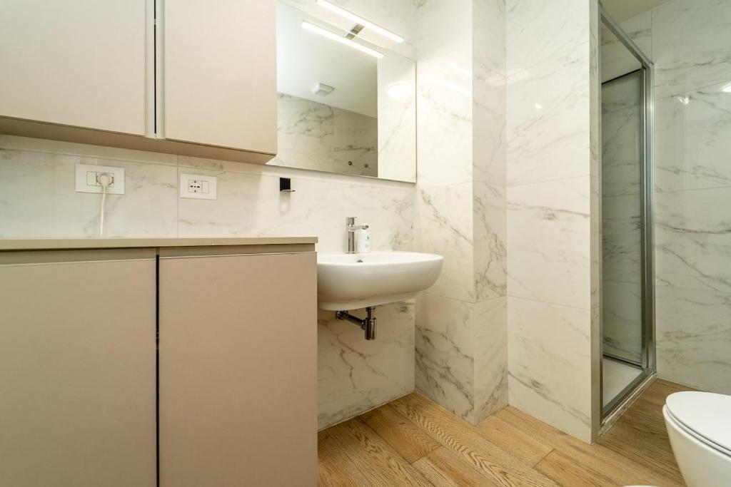 ImmobiliaRent Santa Sofia Apartment B - 3