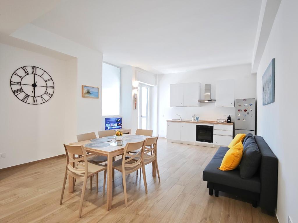 Casucci Home - 3