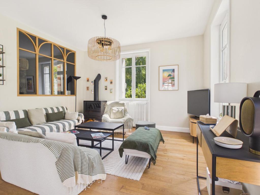 Superbe maison pour 9, jardin, tout a pied - 3