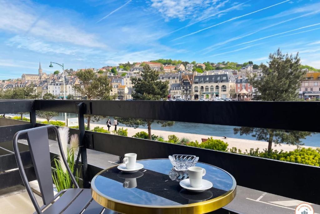 l'Elégance - Vue dégagée - Balcon - Parking - 1