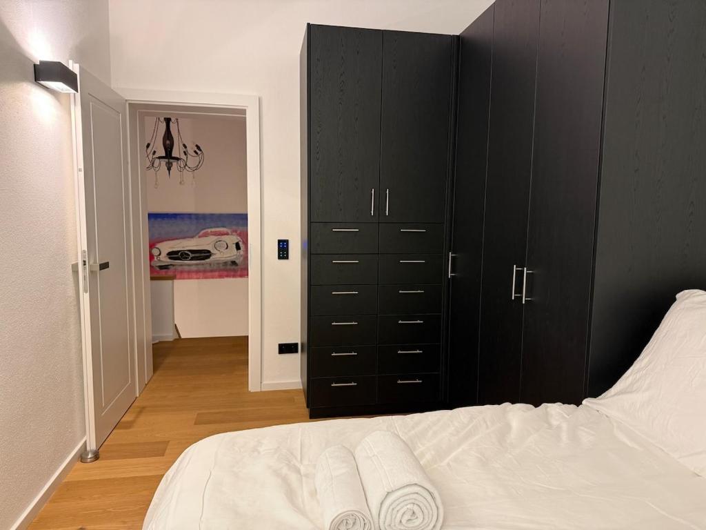 Sea View Apartment - 2
