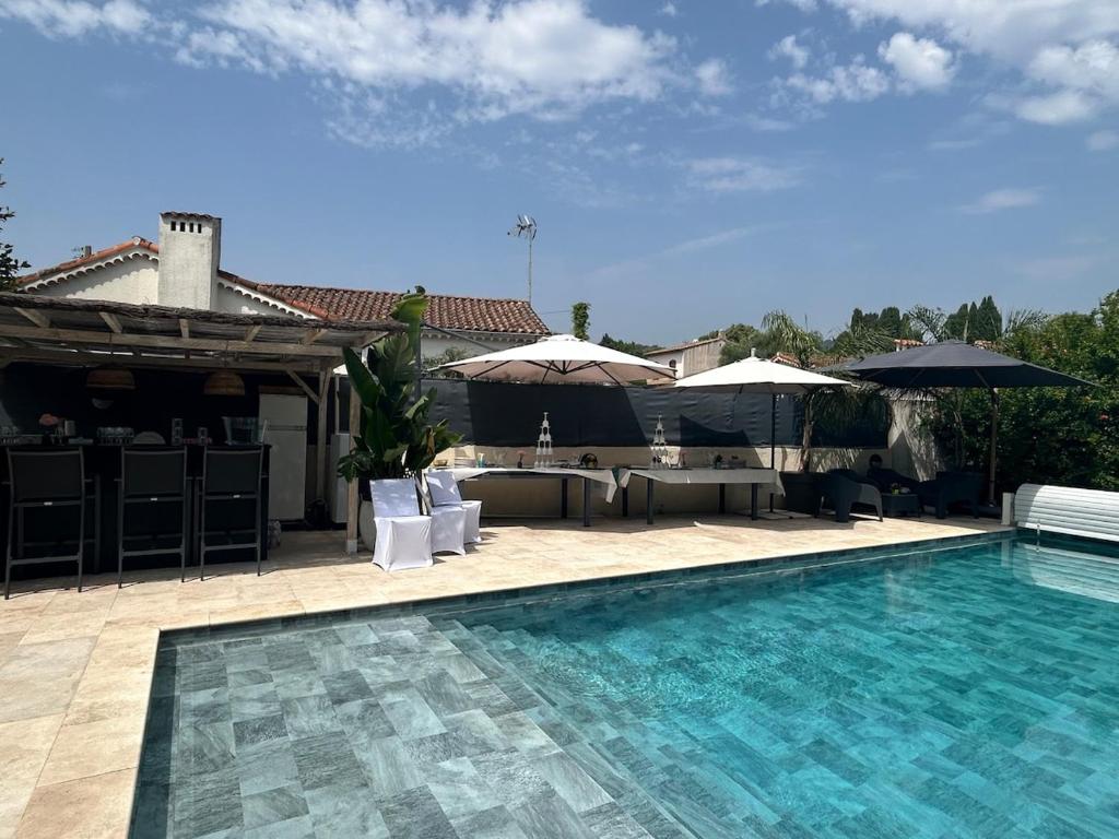 La Villa Eucalyptus, Swimming Pool & Riviera Garden - 5