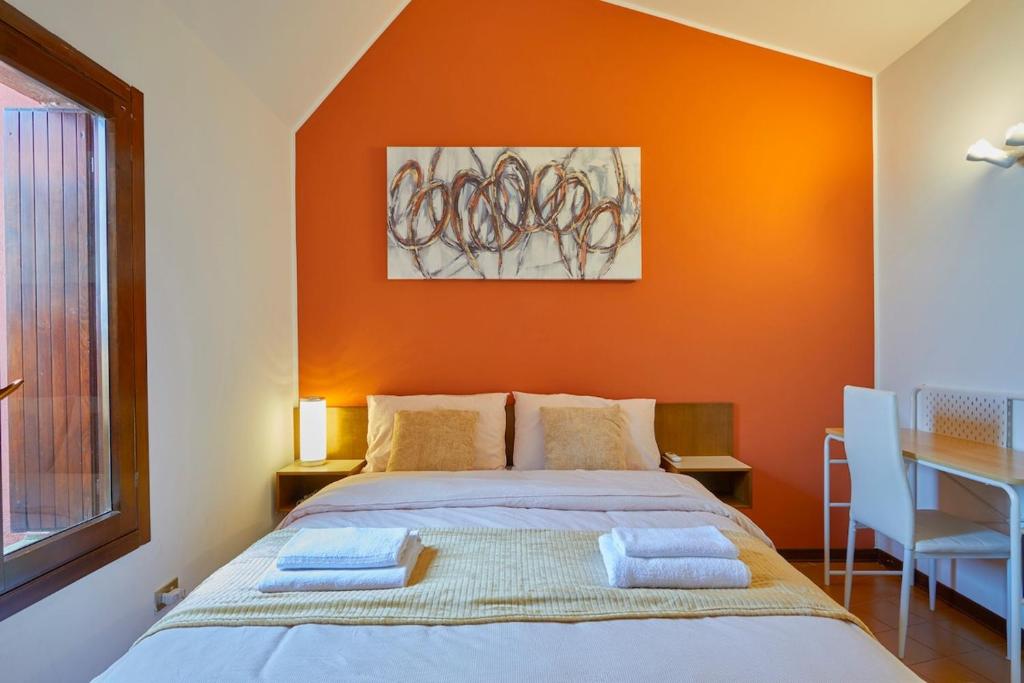 Lake view apartment - 100mt Lake - Pool, Free Parking - 2