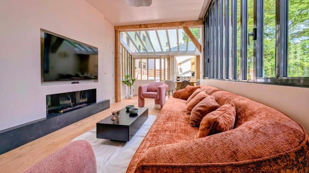 Hidden Courtyard Loft - 1