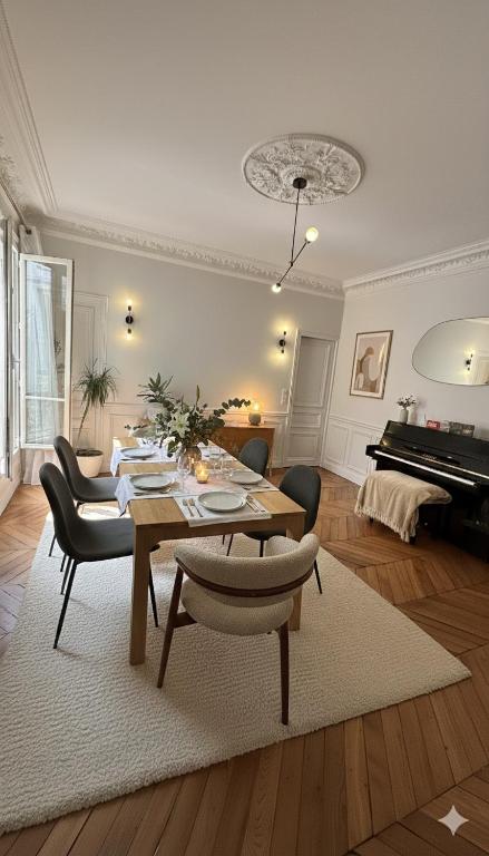 Elegant Haussmannian between - 3