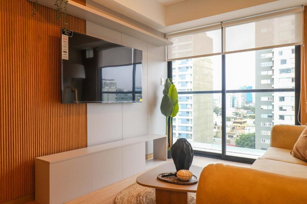 Work and Living Suites in Miraflores by Geko - 5
