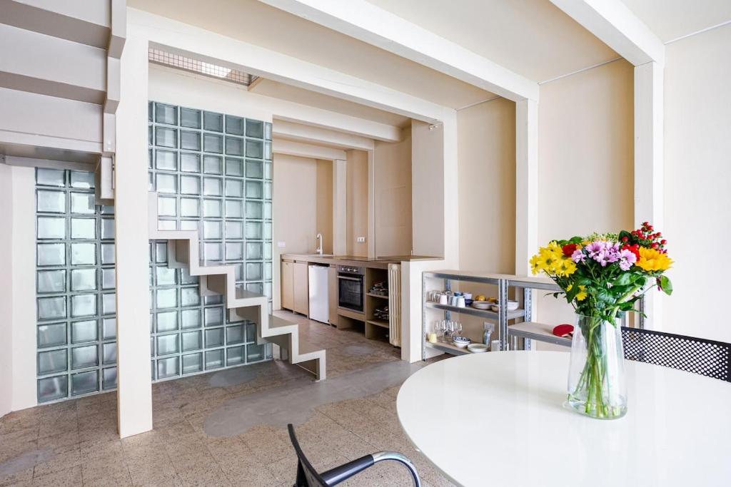 Creative Design Loft in Citta Studi - 2