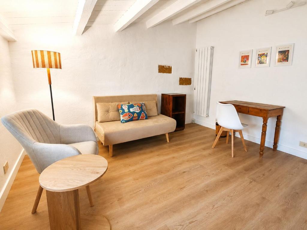 Sikelia Home - 1