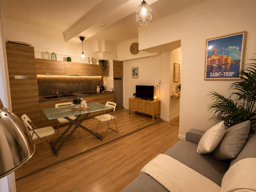 Cosy 2 bedrooms 2 bathrooms apartment - 1 min Palais & beaches - 4