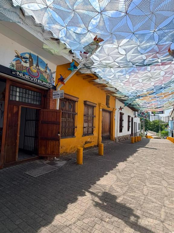 Nuevo Rumbo San Antonio Hostal - FREE WiFi, coffee & tea, patio & shared lounge - 1