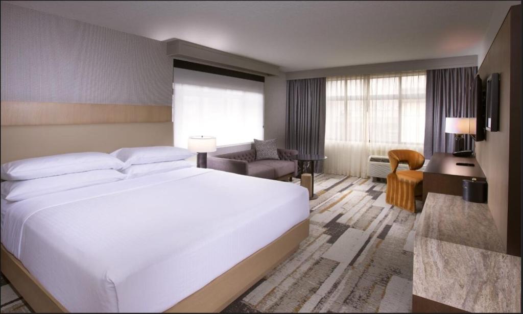 The Paramount Hotel