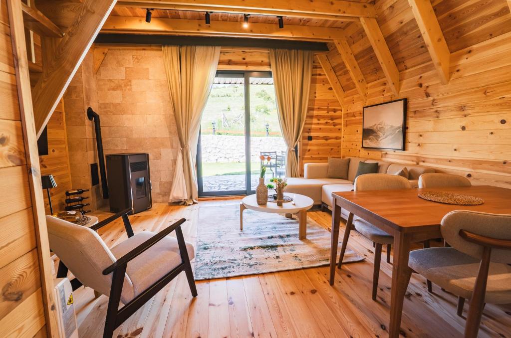 Wild Beauty Retreat - 5