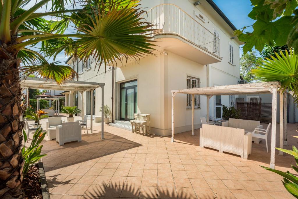 Hotel La Perla - 5