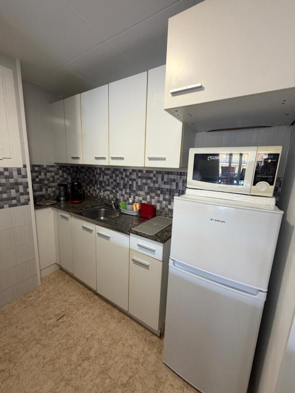 Amazing apartment near the sea Shic - 4