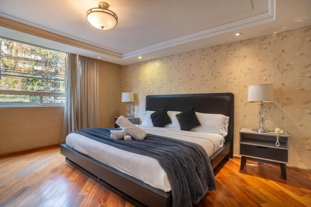 Prime Polanco Stay With Patio Near Shops & Cafes - 2