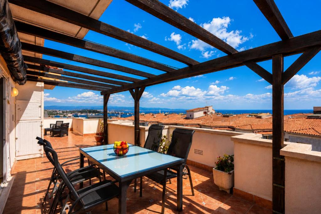 Neia Apartment Planet Costa Dorada - 3