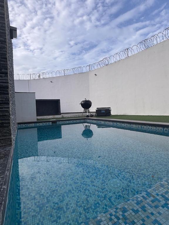 House with Private Pool BBQ Beach 15 Min Away - 3