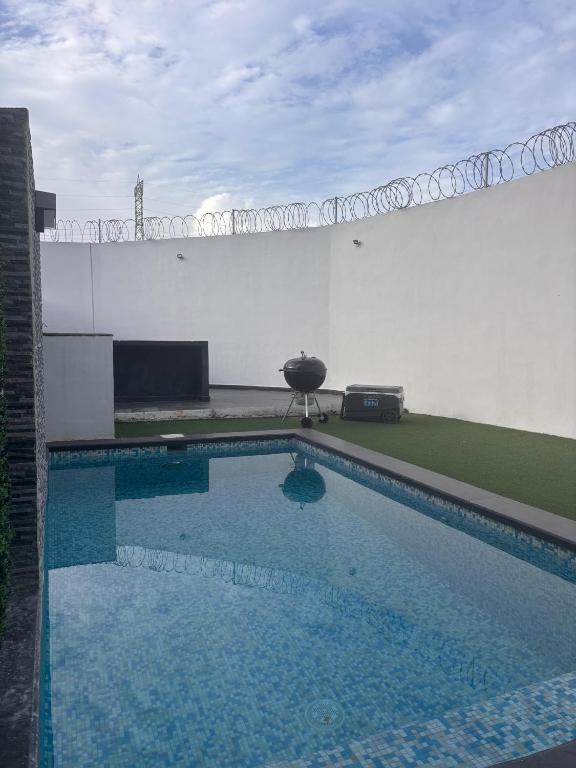 House with Private Pool BBQ Beach 15 Min Away - 4