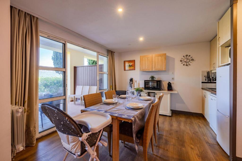Résidence le Village de Cap Esterel - maeva Home - Appartement 1 chambre 1 coin cabine 7 personnes avec terrasse et parking MAE-9083 - 4