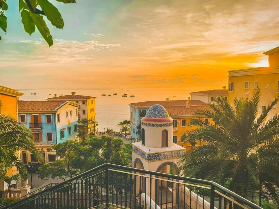 Sea Sunset Hotel Phu Quoc - Welcome to a mixing world of friends