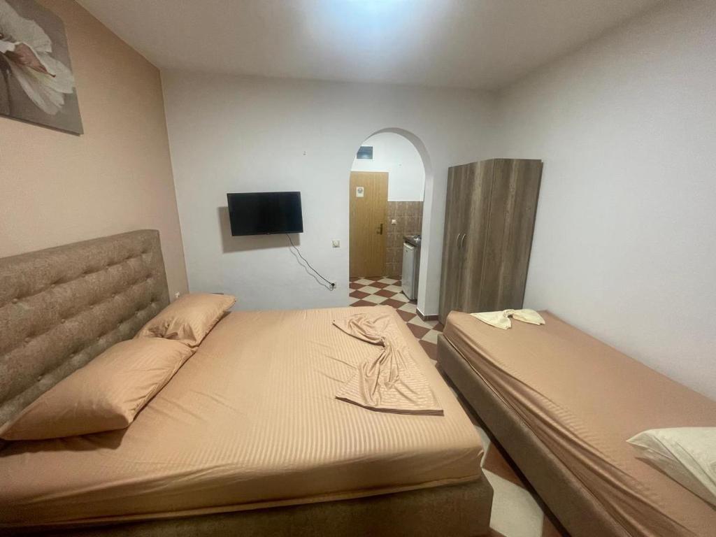 Kodra Apartments - 2