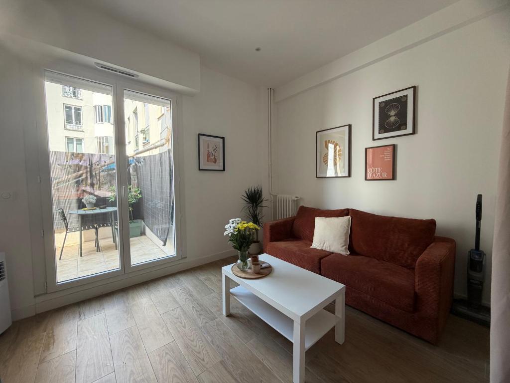Central studio and sun terrace - 3