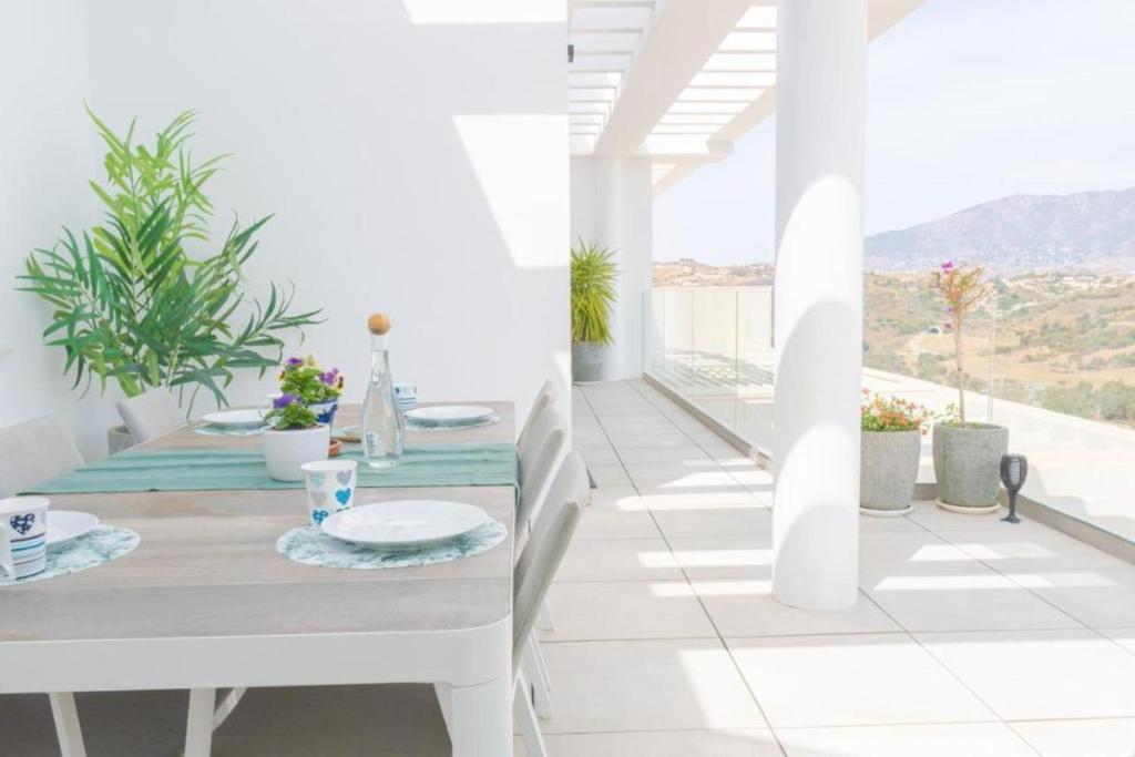Luxurious penthouse in La Cala Casa Banderas - 3 Golf Facilites close by! - 5