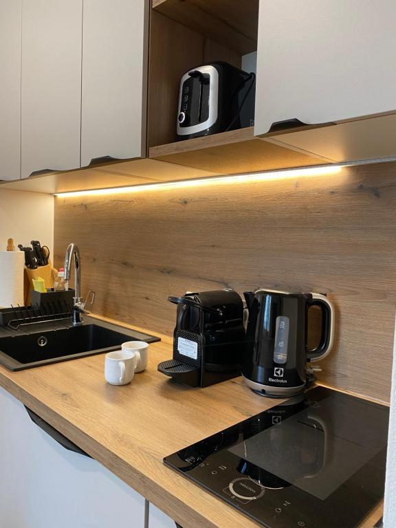 Apartment 225 - 5