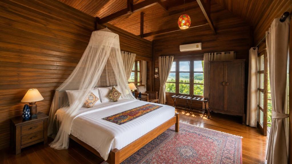 Nan Seasons Boutique Resort