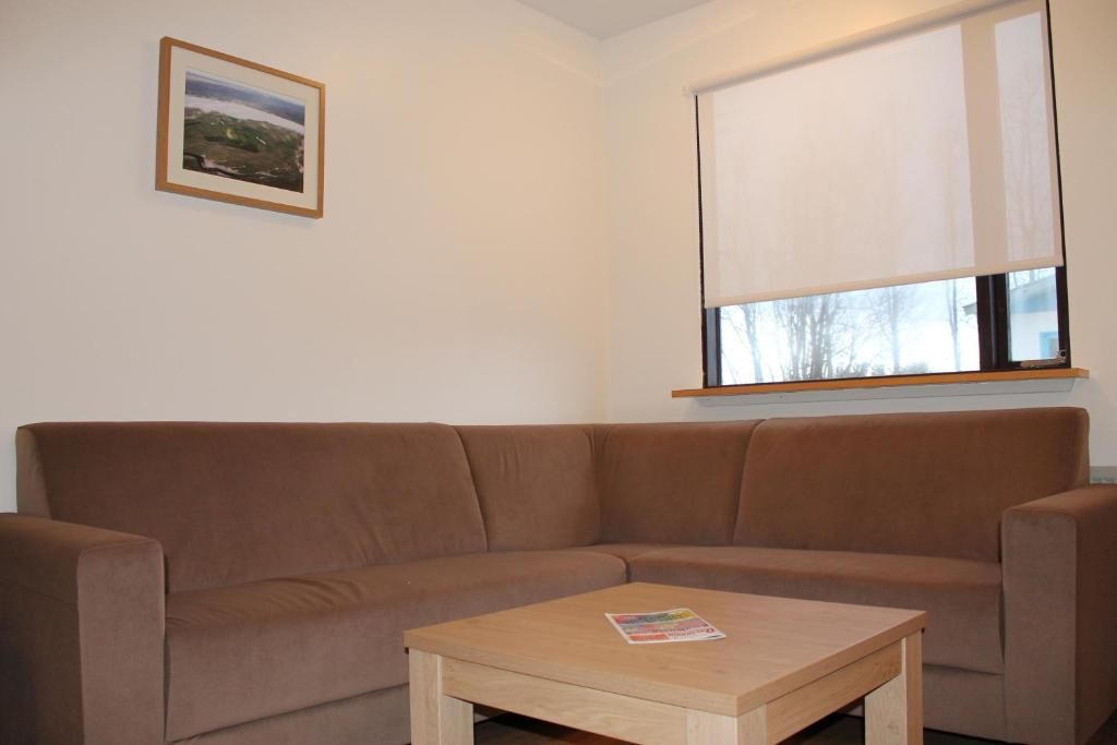 Shared lounge/TV area