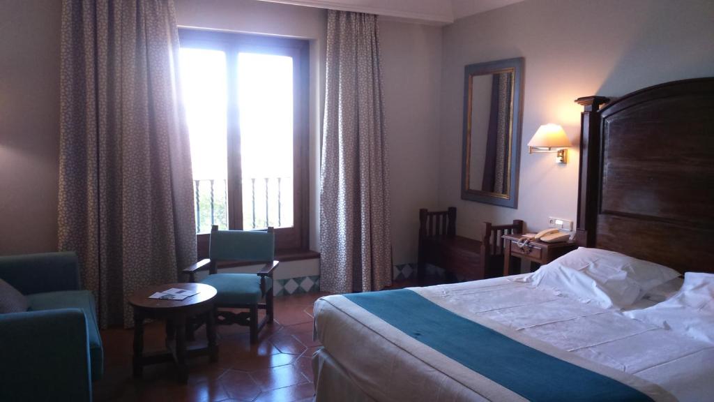 Parador de Alcaniz photo