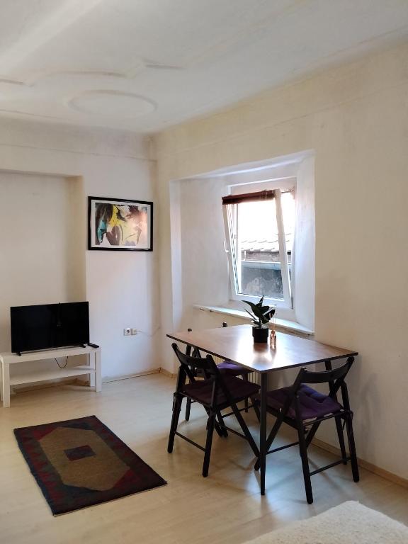 BLR Apartment - 4