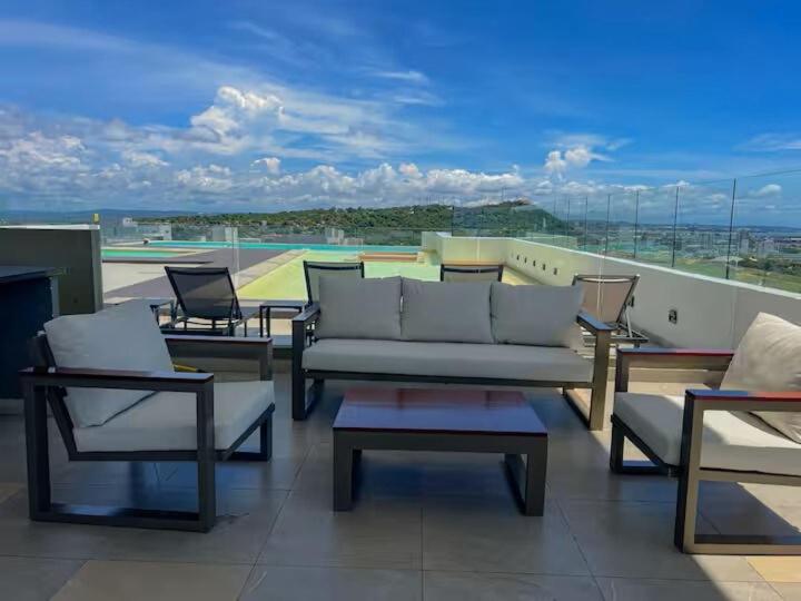 Modern condo Cabrero - Pool, Beach and Walled City - 4