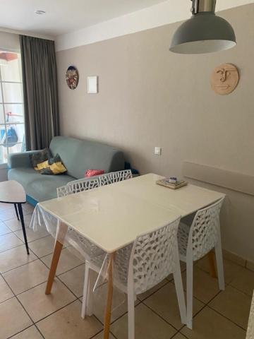joli petit appartement rénové - 2