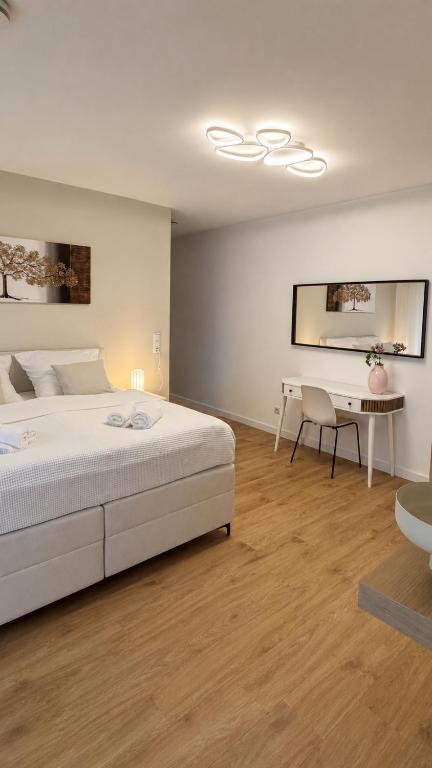 NOVA Living, Balkon, Nähe Altstadt & kostenlose Tiefgarage - 5