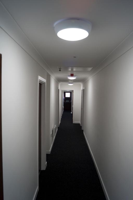 Kirks Korner Motel photo