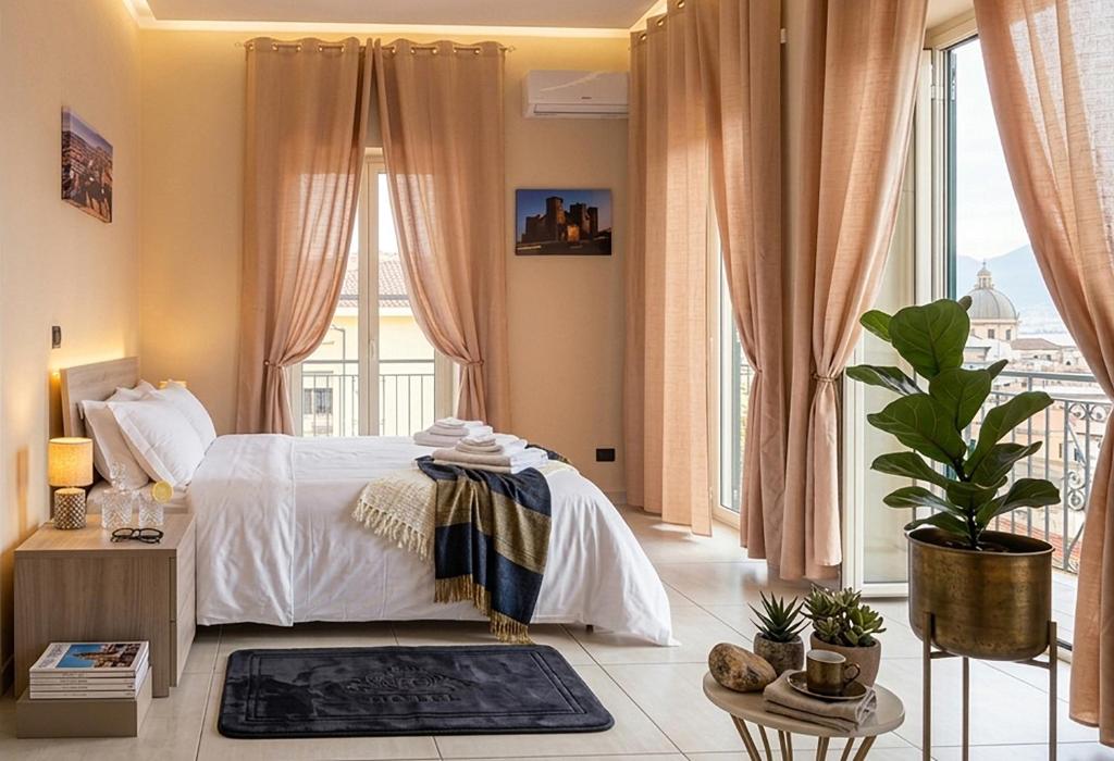 MaX RelaX Suite - Bed & Breakfast - Vicino Stazione Napoli Centro Storico - 3