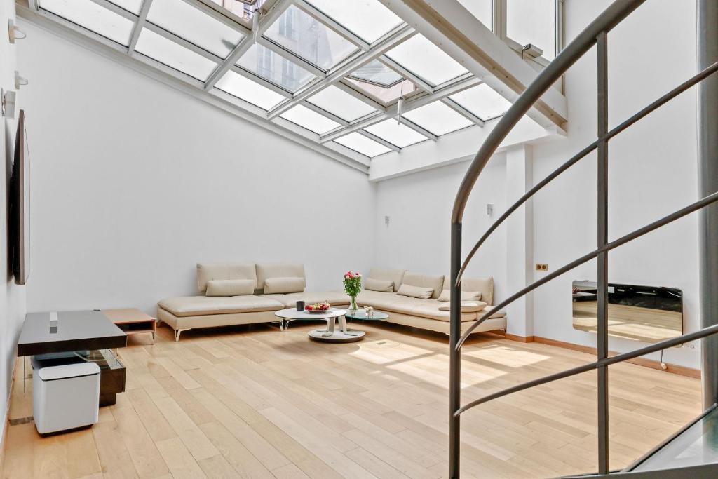LE BEAU SAINT-GERMAIN Ultra-Luxury loft 2BDR 8P - 2