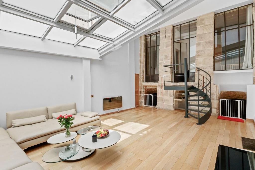 LE BEAU SAINT-GERMAIN Ultra-Luxury loft 2BDR 8P - 1