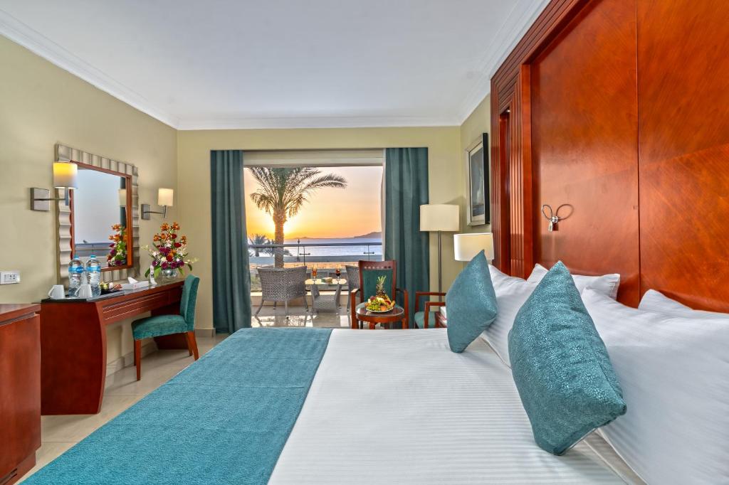 Xperience Sea Breeze Resort