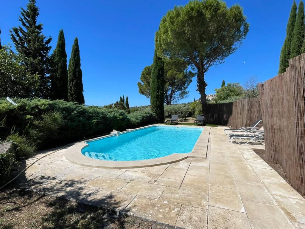 Villa La Familliale, piscine avec vue imprenable sur Gordes - 3