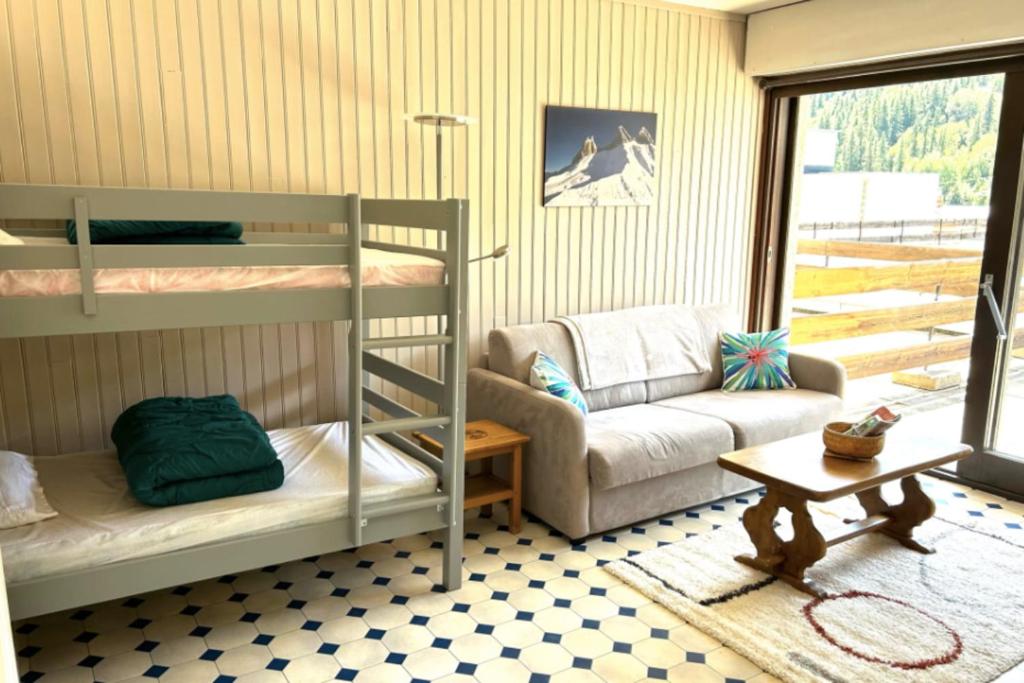Mountain Apartment With Terrace - 3