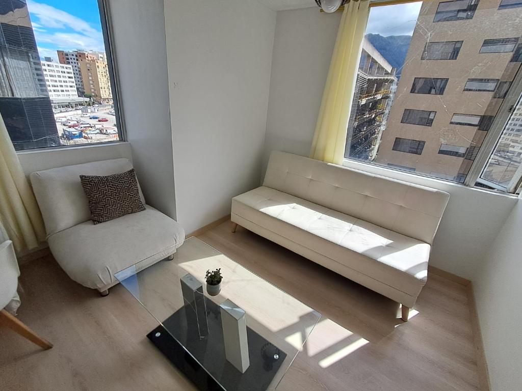 76 2 El Jardín Apartamento La Carolina Quito - 3