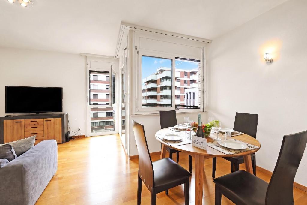 Locarno Place - 3