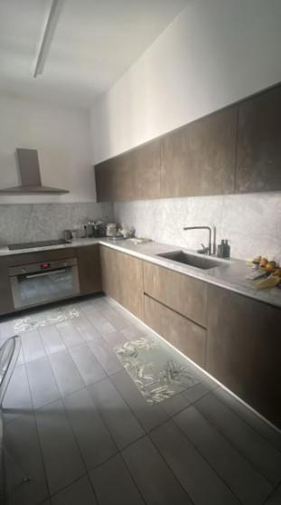 Large Room with private Bathroom - 4