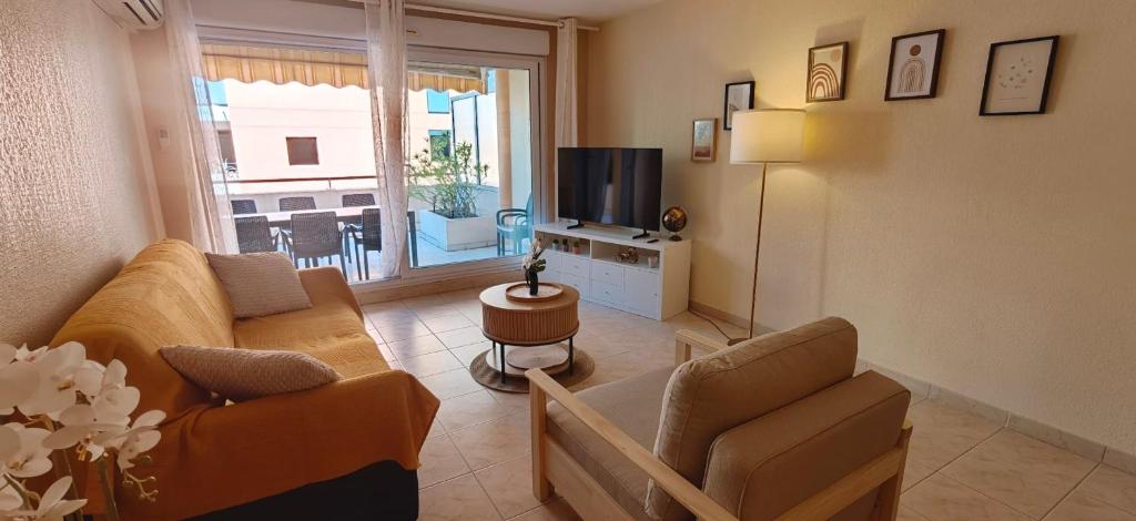 Large apartment with a 35 m terrace - 3