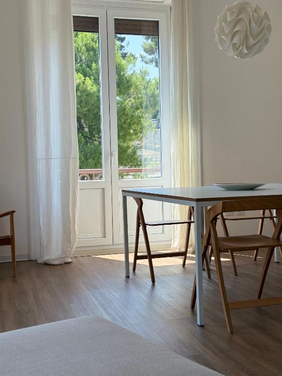 SUNNY Central bright apt, historical living Matera - 2