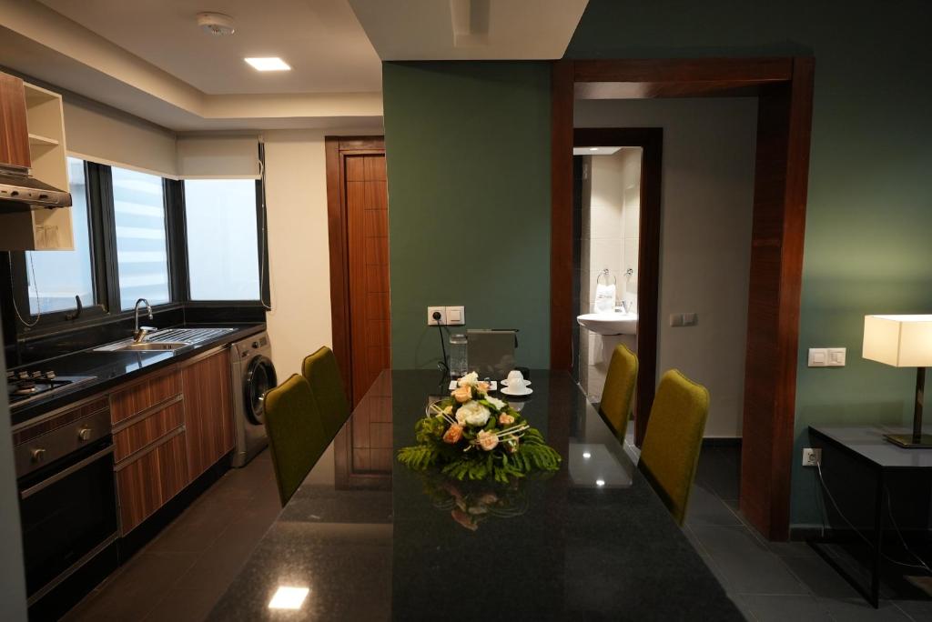 Kitchen, ZEPHYR Ifrane in Ifrane
